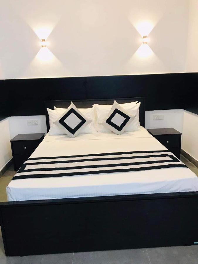 3R Resort Negombo Eksteriør billede