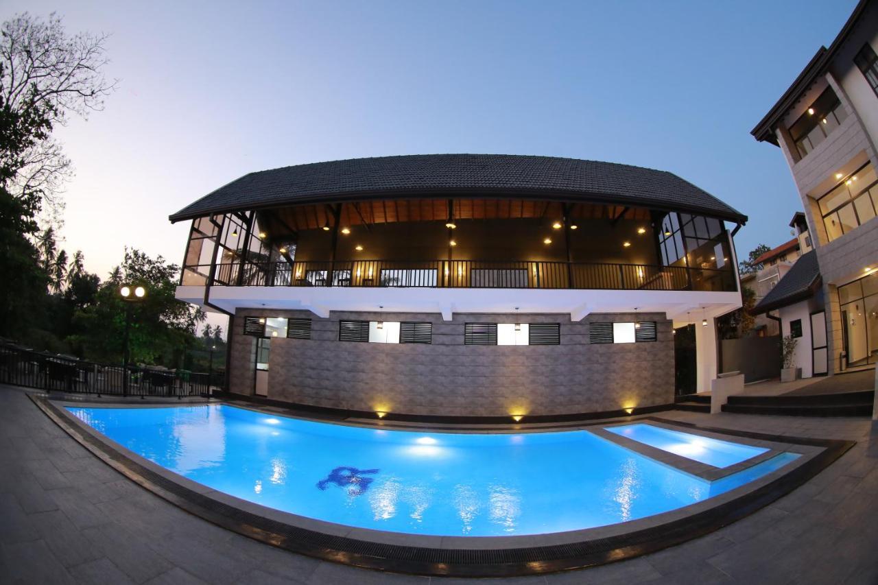 3R Resort Negombo Eksteriør billede