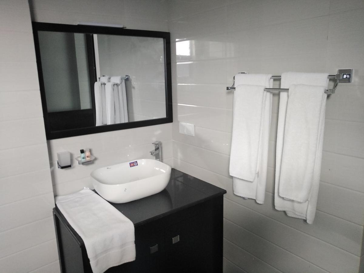 3R Resort Negombo Eksteriør billede